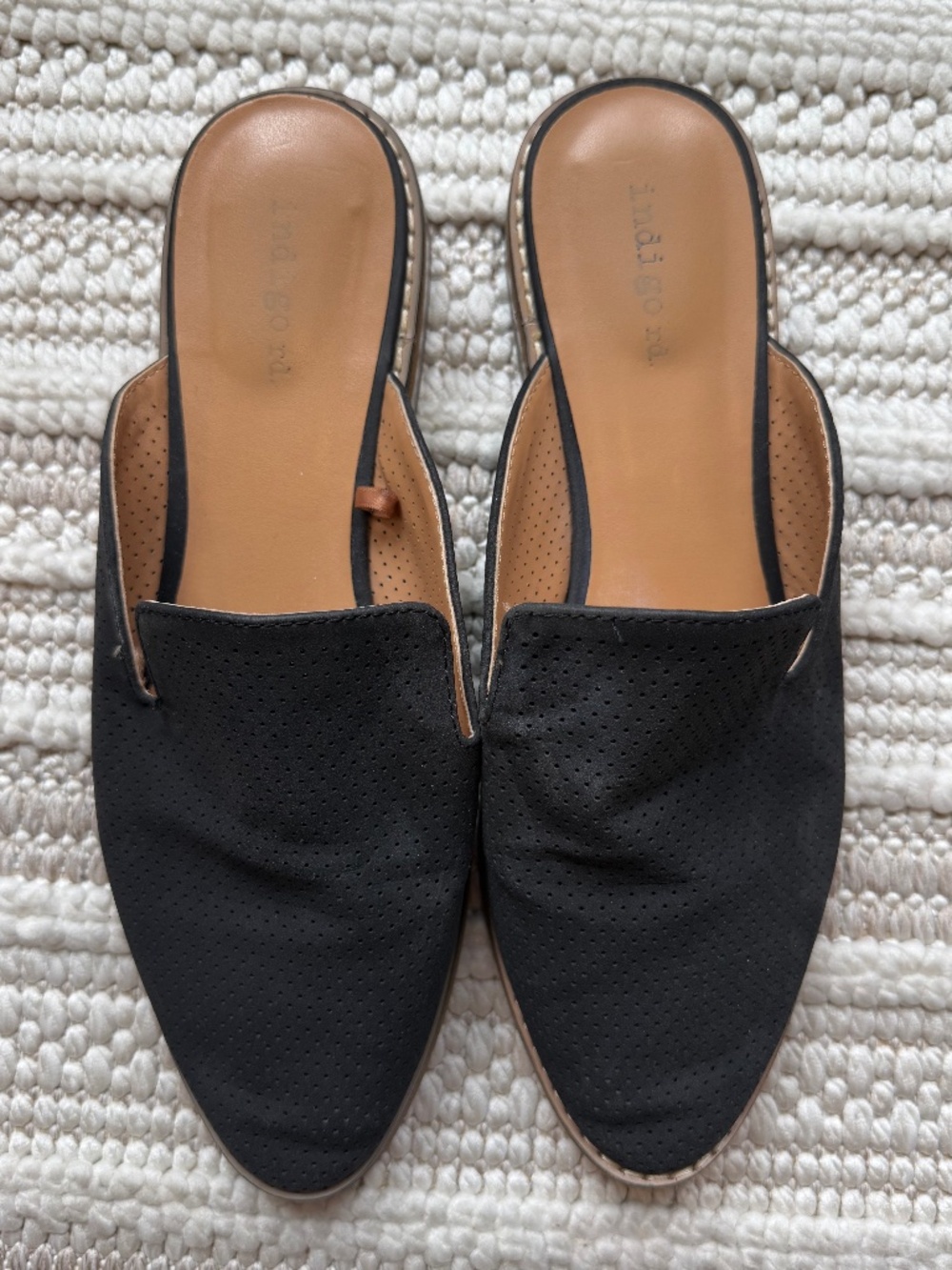 Black Pointed Toe Slip-On Dress Shoes